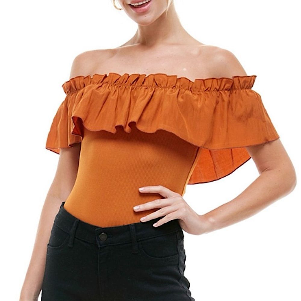 TCEC Off The Shoulder Ruffled Bodysuit | Women’s S